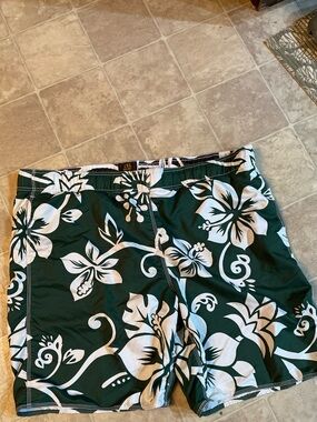 Old Navy Green and White Floral Swim Trunks